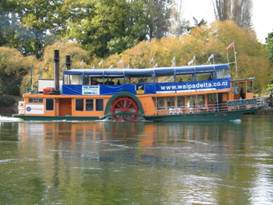 Paddleboat cruise the Waikato River on the MV Waipa Delta. Hamilton, North Island, New Zealand